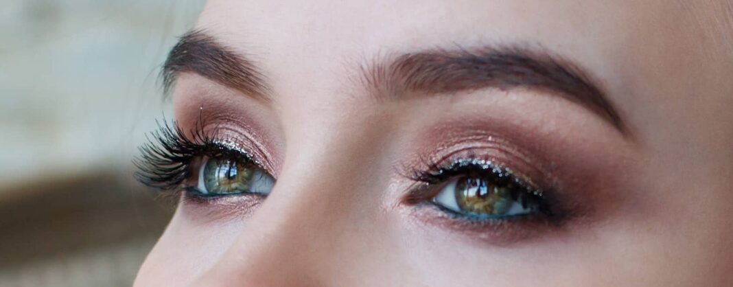 come applicare perfettamenti gli ombretti