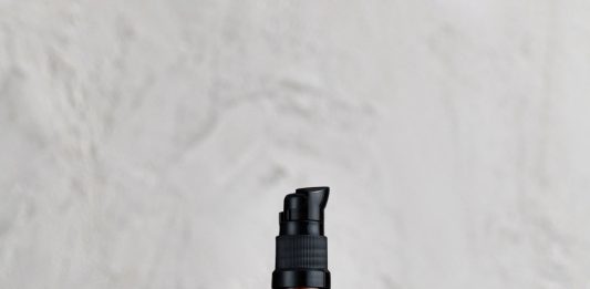 Bullfrog Agnostico Balsamo Multifunzione 100ml con spazzola barba - disponibile da Tamburrino 1963 Gallarate